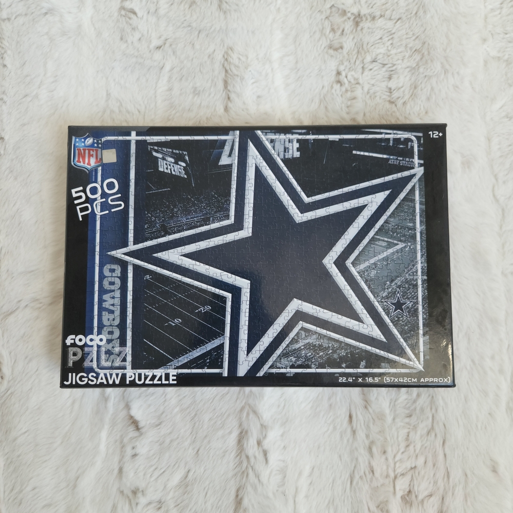 FREE WITH ANY PURCHASE!!! FOCO NFL Jigsaw Puzzle - Black and White Star Design.